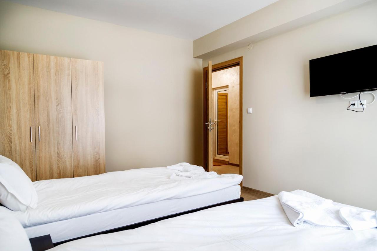 Family Hotel - City Hotel Yambol Ngoại thất bức ảnh