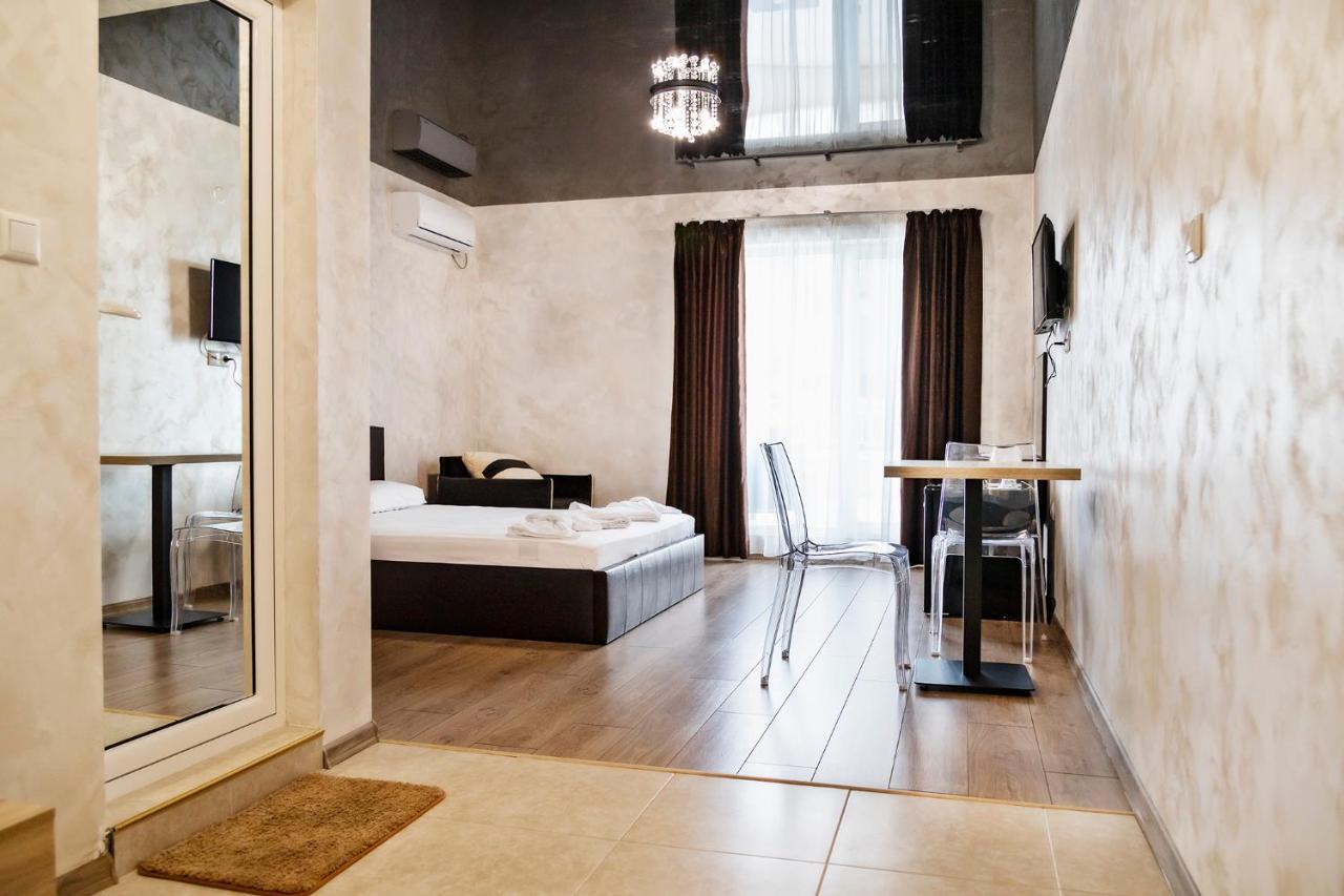 Family Hotel - City Hotel Yambol Ngoại thất bức ảnh
